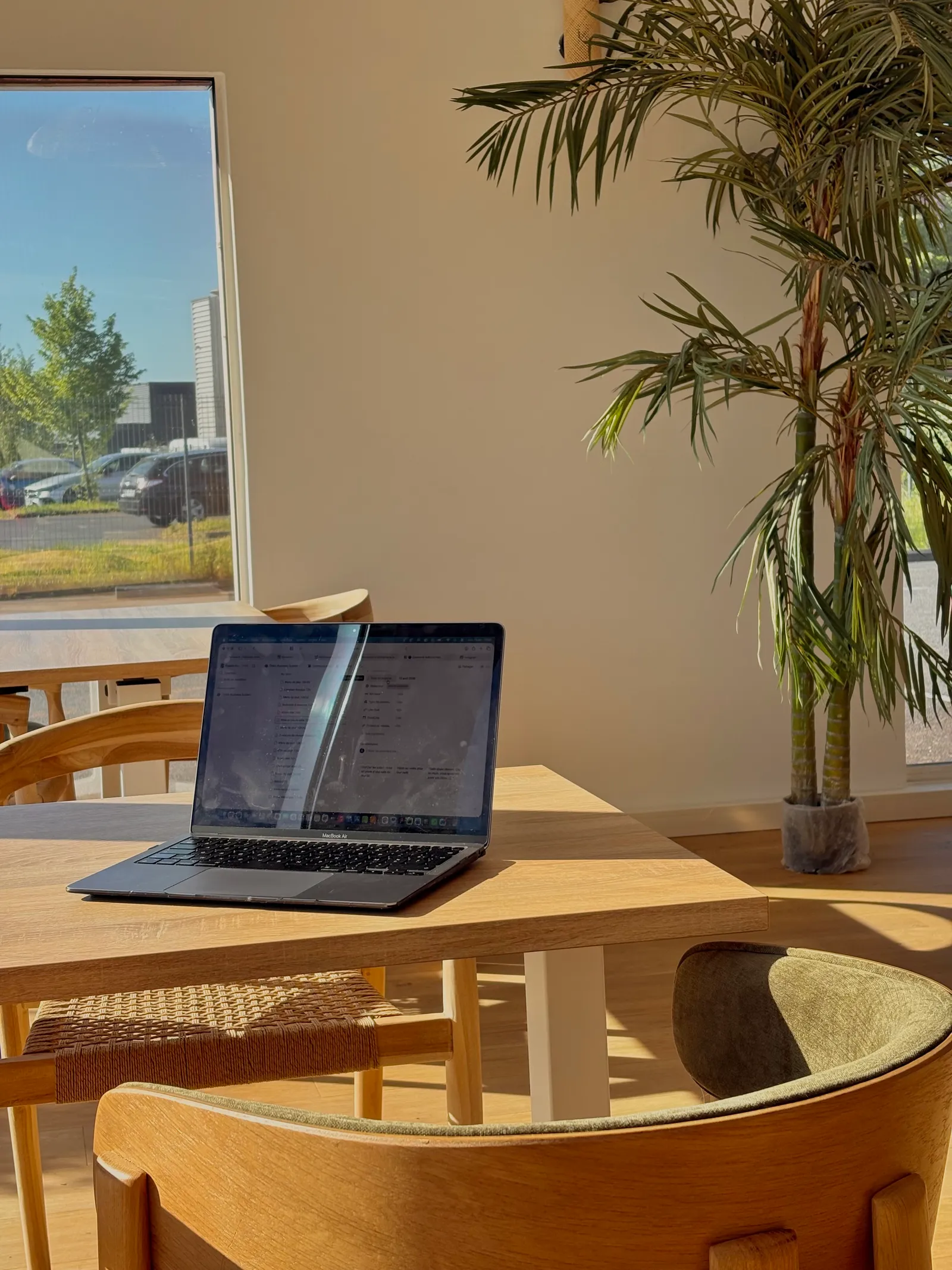 Espace coworking lumineux Ô6Bis